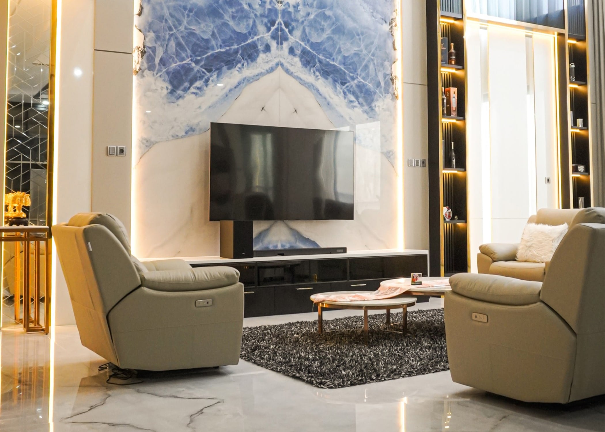 azure lagoon quadra bookmatch