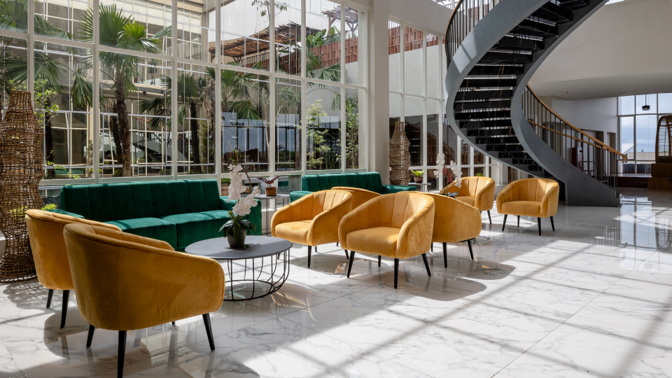 5 Rekomendasi Lantai Motif Marmer Putih untuk Rumah Elegan